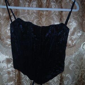 Chic Black Velvet Camisole Top